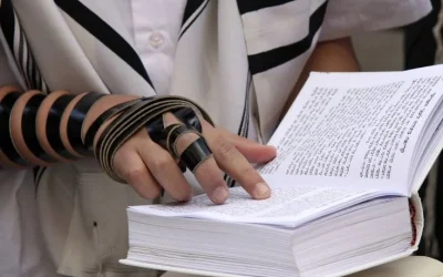 Que représentent les Téfilines dans la religion juive? Que représentent les Téfilines dans la religion juive?