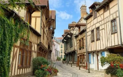 TROYES LA CHAMPAGNE, FRANCE_ TROYES LA CHAMPAGNE, FRANCE_